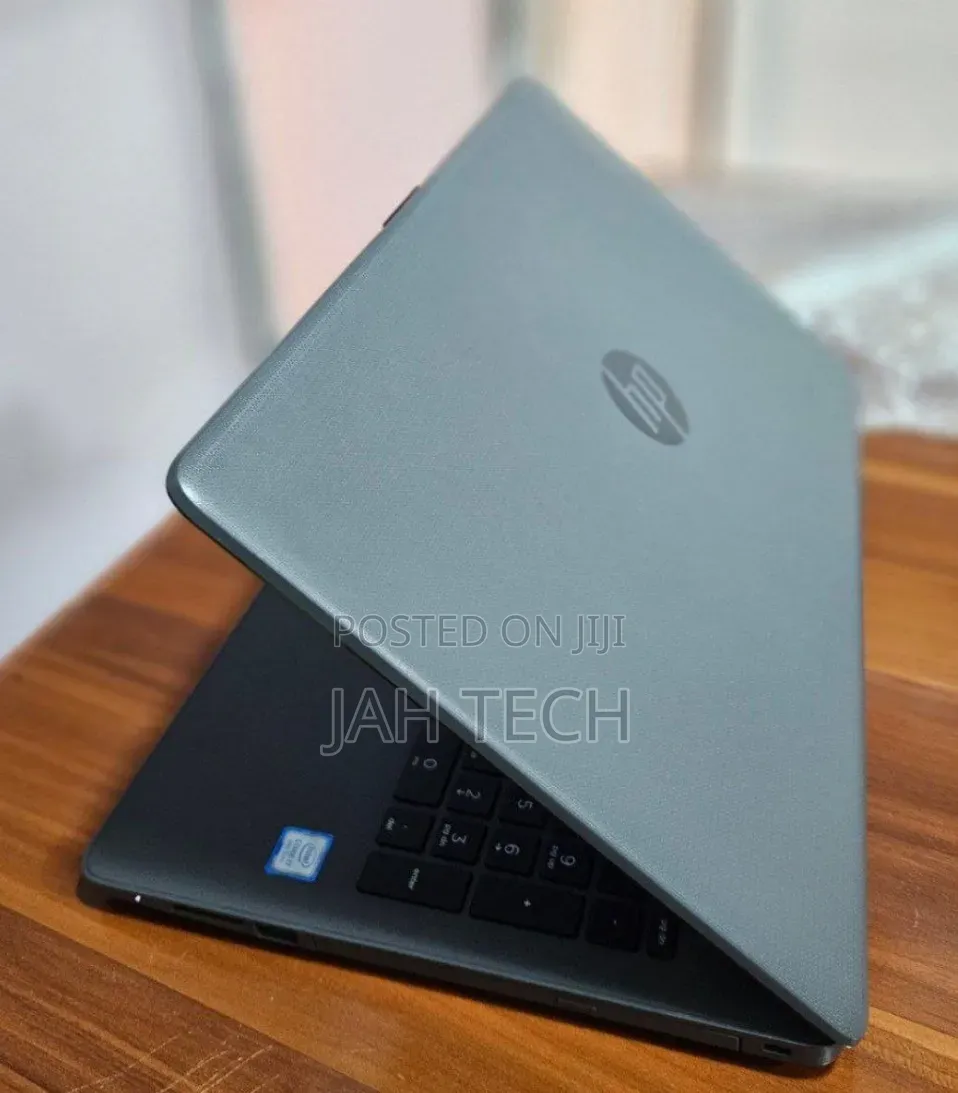 New Laptop HP Stream Notebook 8GB Intel Core i7 HDD 1T