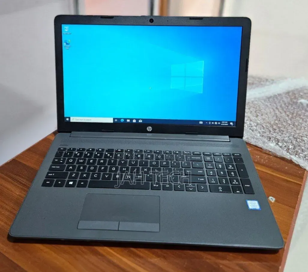 New Laptop HP Stream Notebook 8GB Intel Core i7 HDD 1T