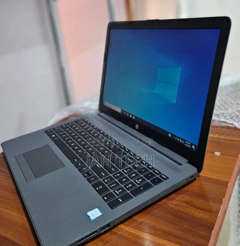 New Laptop HP Stream Notebook 8GB Intel Core i7 HDD 1T