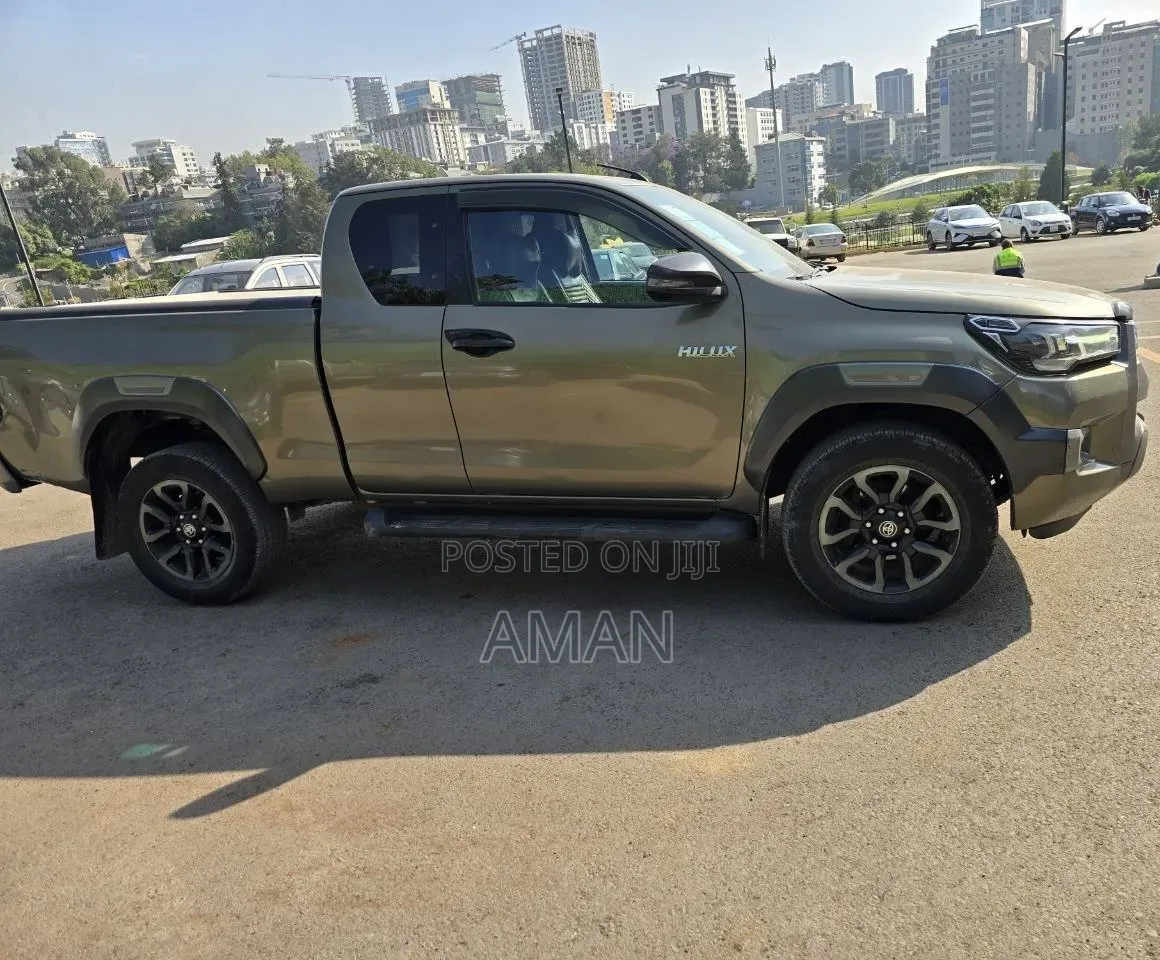 Toyota Hilux 2021