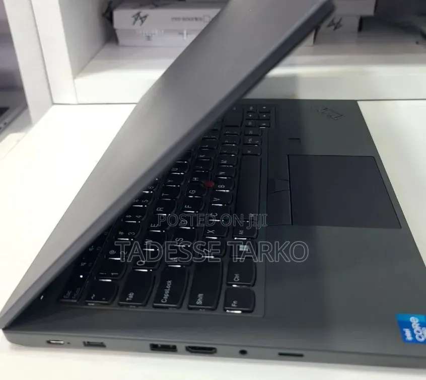 New Laptop Lenovo ThinkPad X1 Carbon 8GB Intel Core i5 SSD 512GB