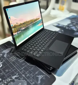 New Laptop Microsoft Surface Laptop 3 16GB Intel Core i5 SSD 256GB