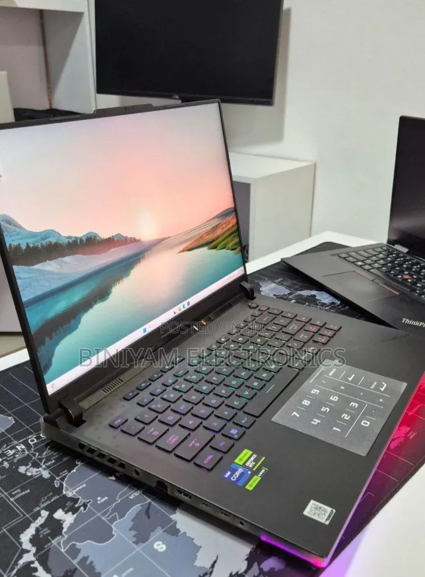 New Laptop Asus ROG Strix G18 32GB Intel Core i9 SSD 2T