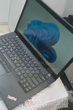 New Laptop Lenovo ThinkPad T470s 8GB Intel Core i5 SSD 256GB