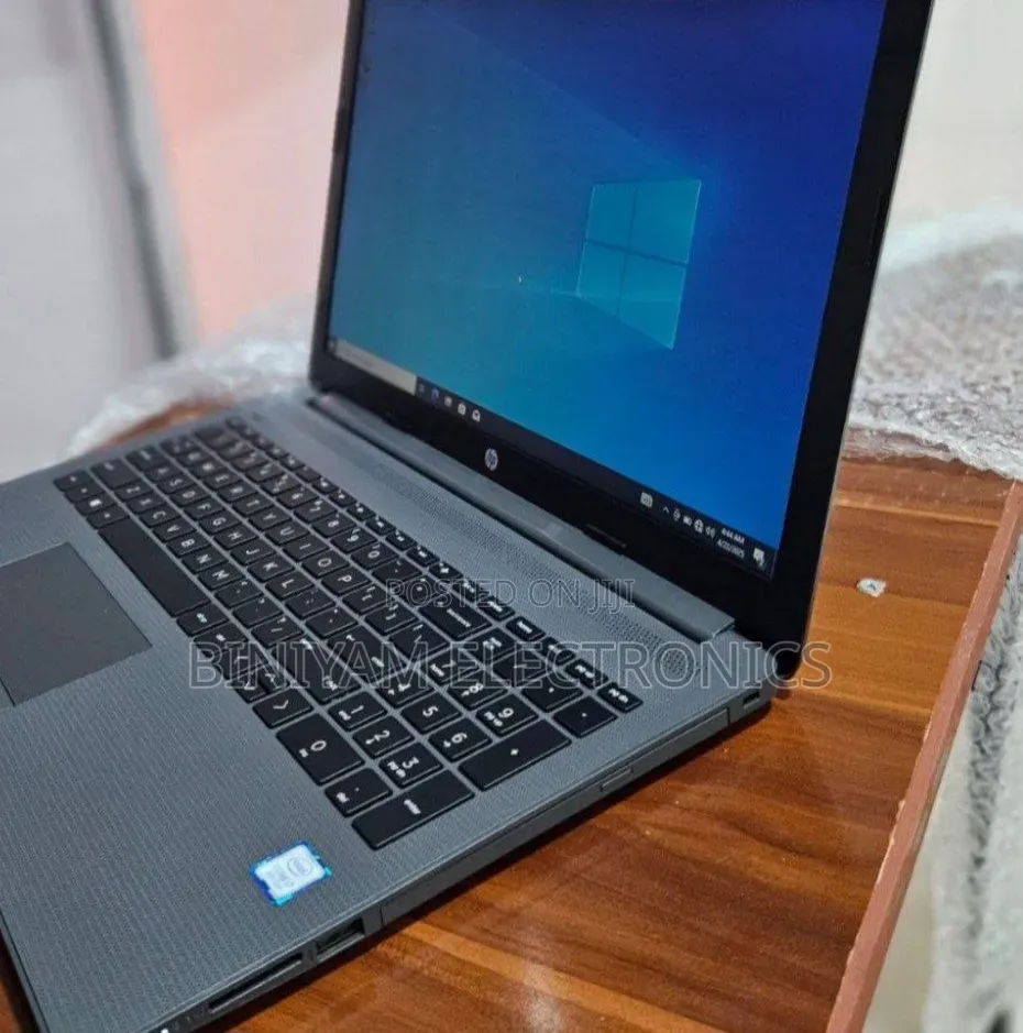 New Laptop HP Stream Notebook 8GB Intel Core i7 HDD+SSD 1T