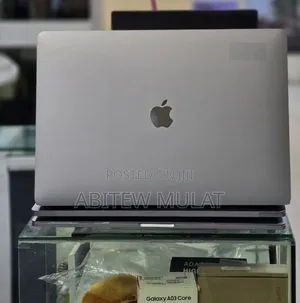 New Laptop Apple MacBook Pro 2017 16GB Intel Core i7 SSD 512GB