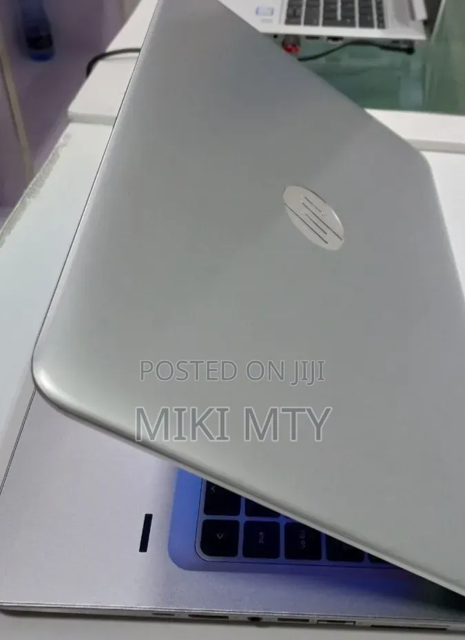 New Laptop HP EliteBook X360 1030 G3 8GB Intel Core i5 SSD 256GB