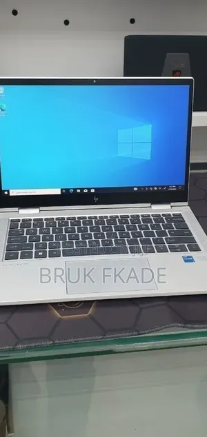 New Laptop HP EliteBook x360 1030 G8 16GB Intel Core i5 SSD 512GB