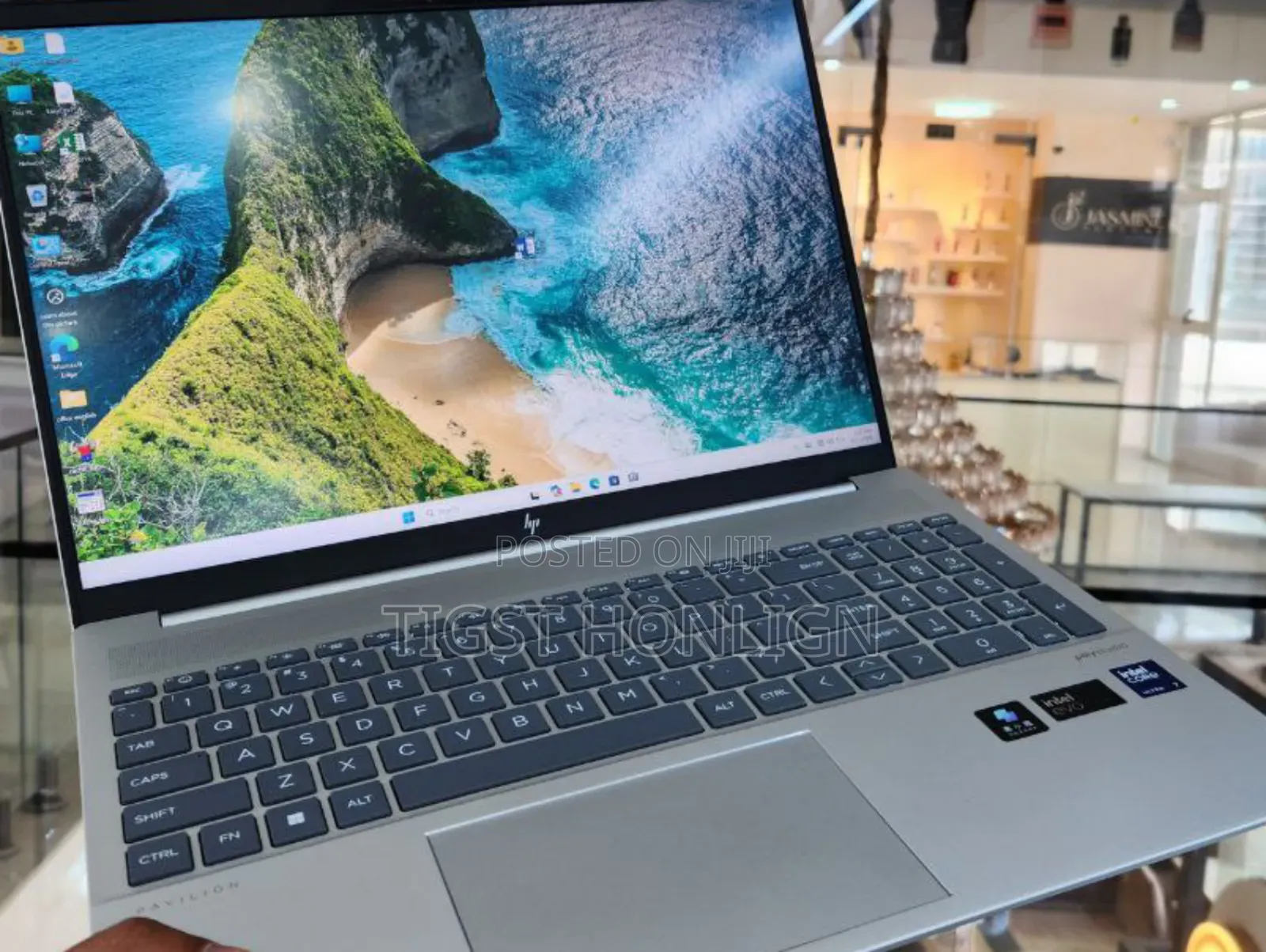 New Laptop HP Pavilion 15 16GB Intel Core Ultra 7 SSD 1T