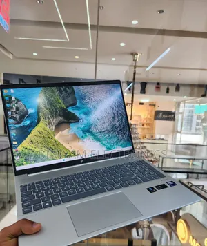 New Laptop HP Pavilion 15 16GB Intel Core Ultra 7 SSD 1T