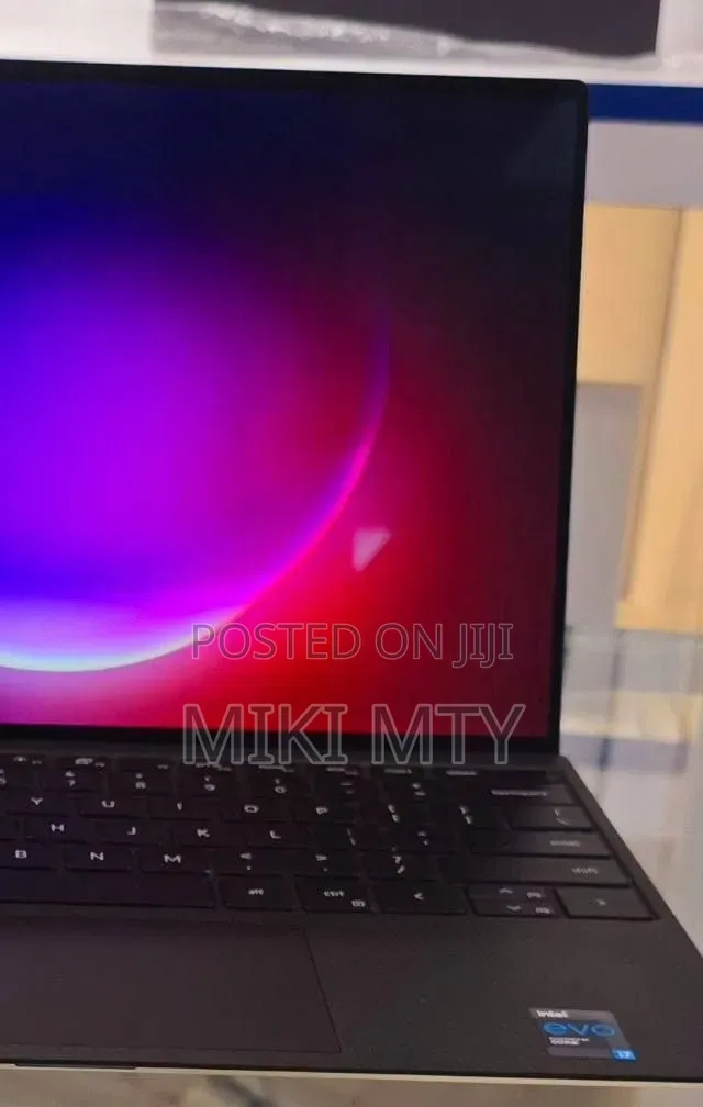 New Laptop Dell XPS 13 16GB Intel Core i7 SSD 512GB