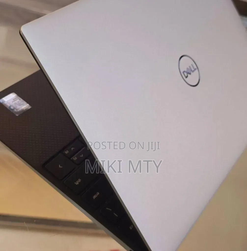 New Laptop Dell XPS 13 16GB Intel Core i7 SSD 512GB
