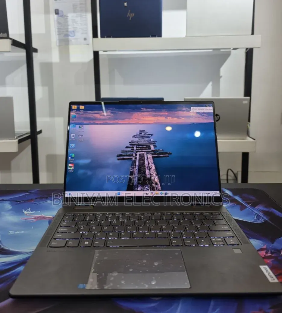 New Laptop Lenovo ThinkPad Yoga 16GB Intel Core Ultra 7 SSD 512GB