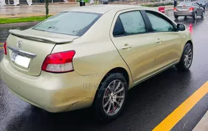 Toyota Yaris 2006 Gold