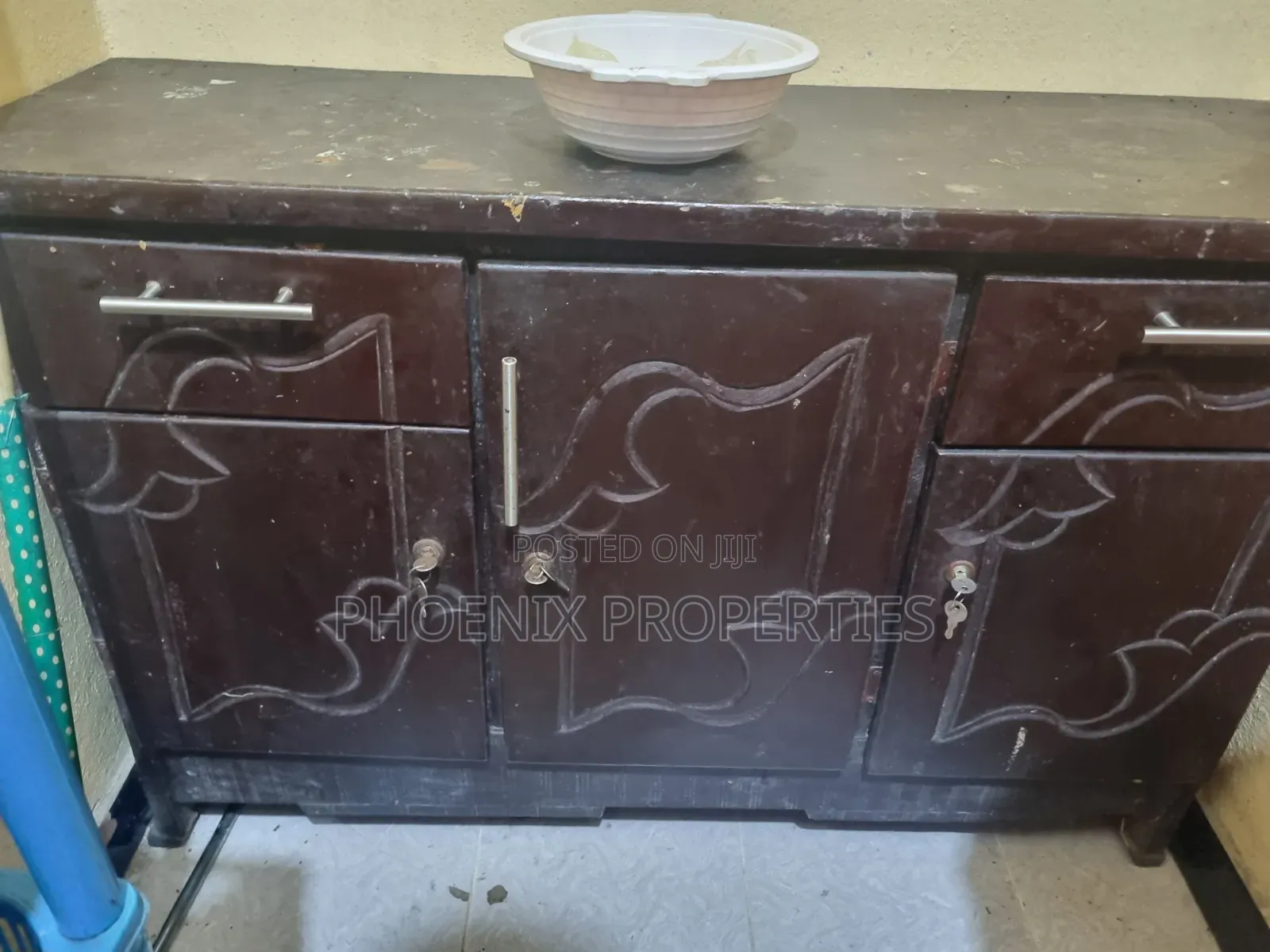 Kitchen Cabinet