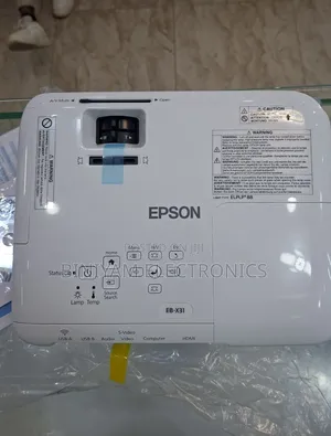 Epson EB-x31 Projector