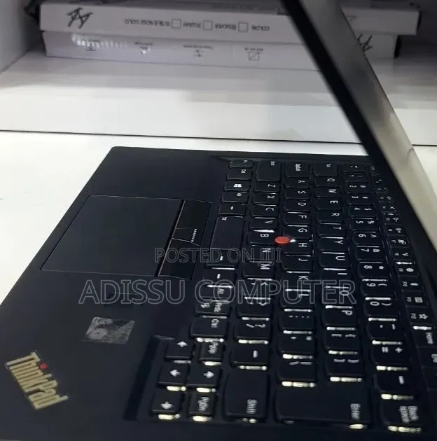 New Lenovo ThinkPad X1 Carbon 16GB Intel Core i5 SSHD (Hybrid) 512GB