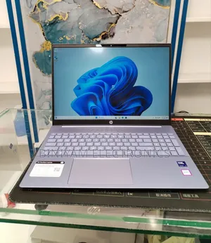 New Laptop HP Pavilion 15 16GB Intel Core Ultra 7 SSD 1T