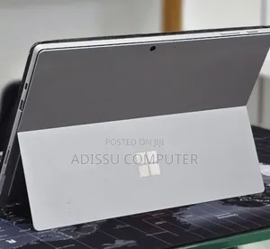 New Laptop Microsoft Surface Pro 7 16GB Intel Core i5 SSD 256GB
