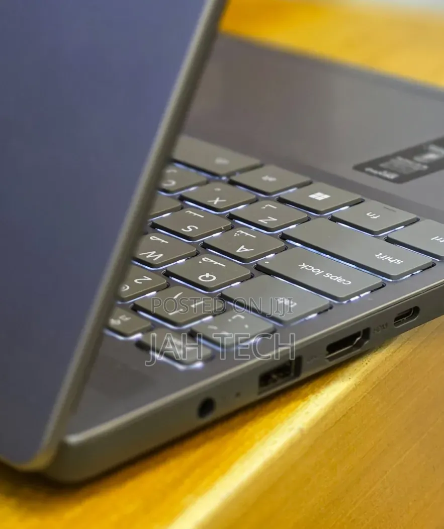 New Laptop Lenovo Ideapad 3 16GB Intel Core i7 SSD 512GB