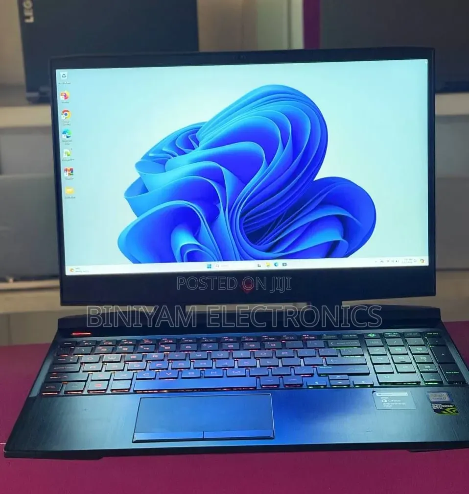 New Laptop HP Omen X 8GB Intel Core i7 SSD 256GB