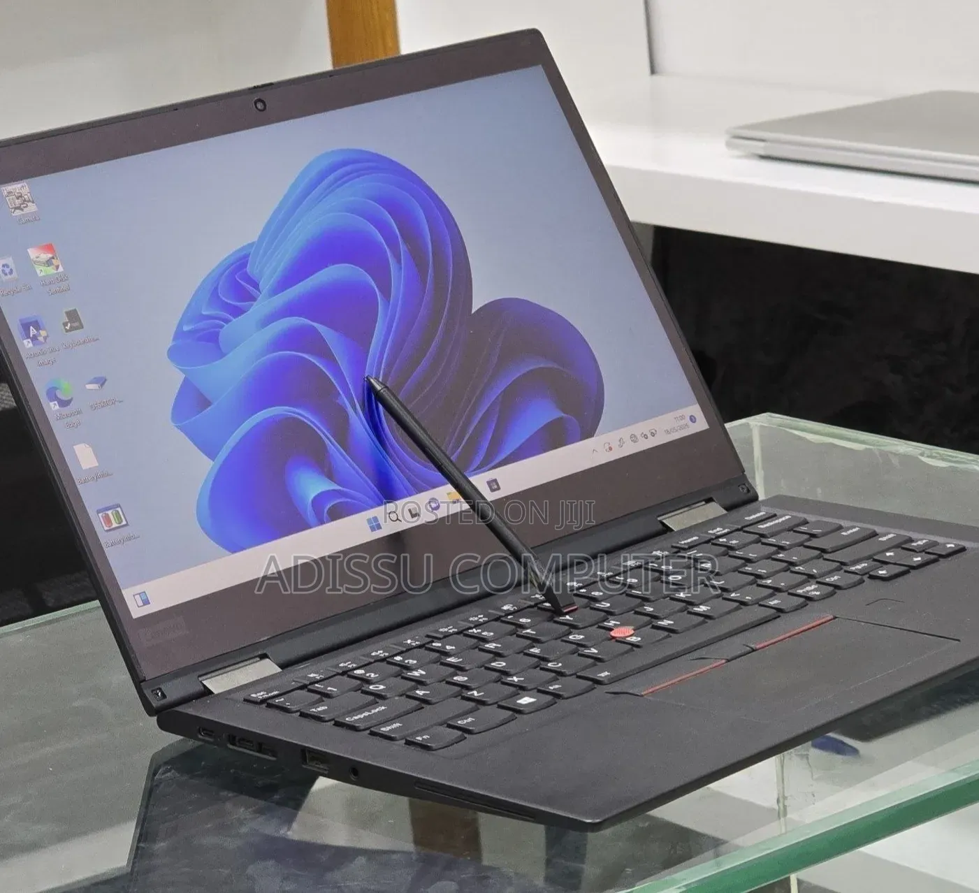 New Laptop Lenovo ThinkPad X390 16GB Intel Core i5 SSD 512GB