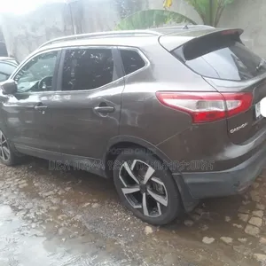 Nissan Qashqai 2016 Teal