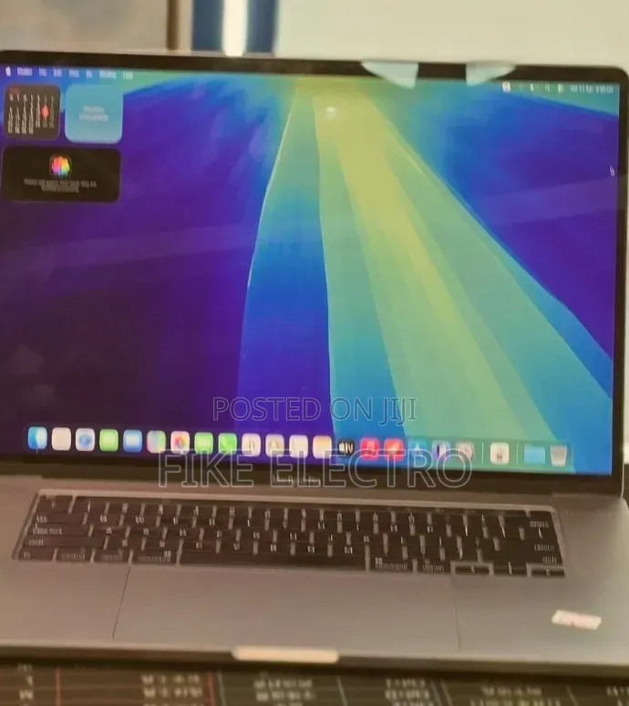 New Laptop Apple MacBook Pro 2019 16GB Intel Core i9 SSD 2T