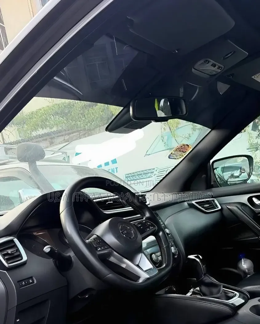 Nissan Qashqai 2018 Matt Black
