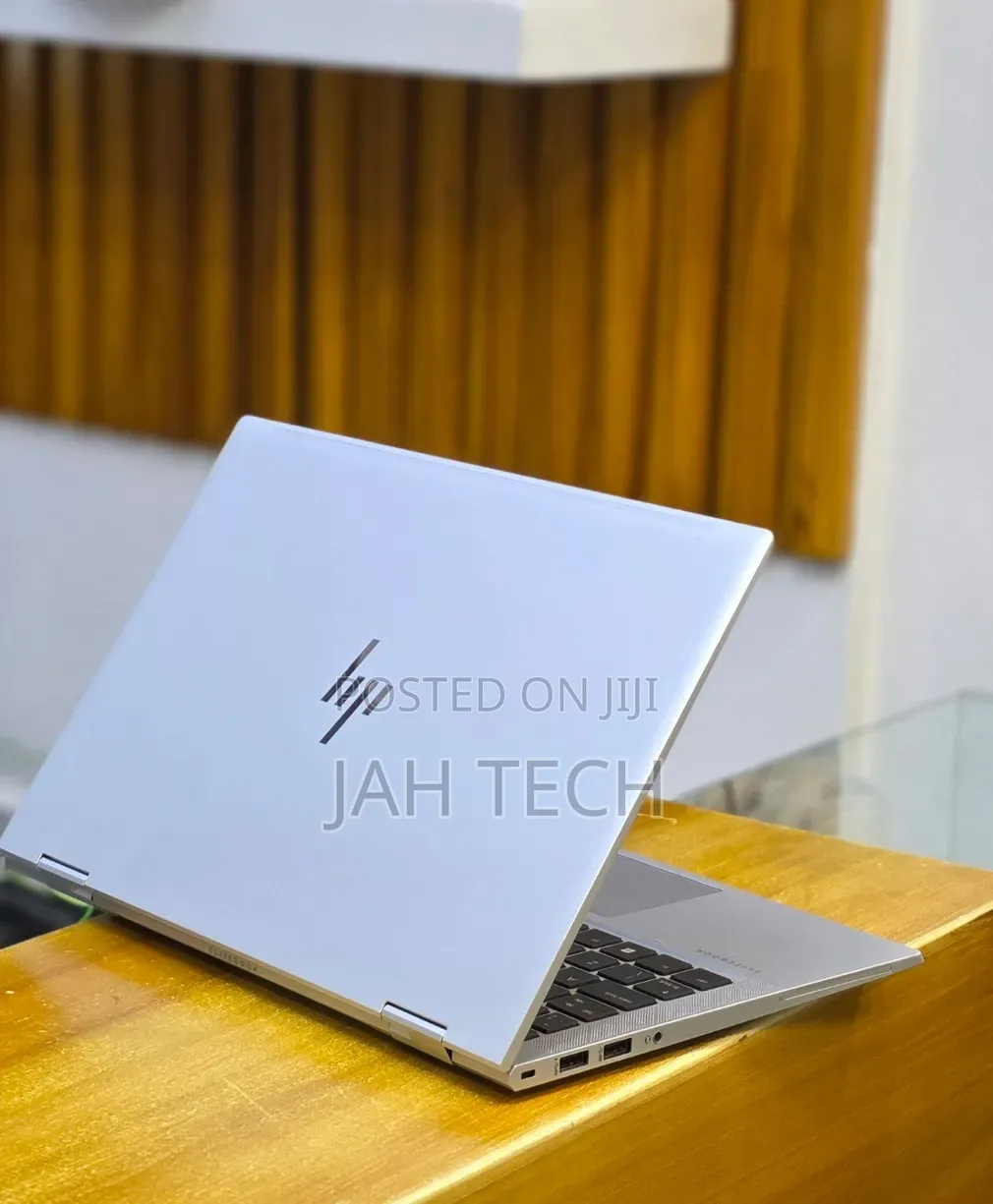 New Laptop HP EliteBook 830 G8 16GB Intel Core i5 SSD 512GB