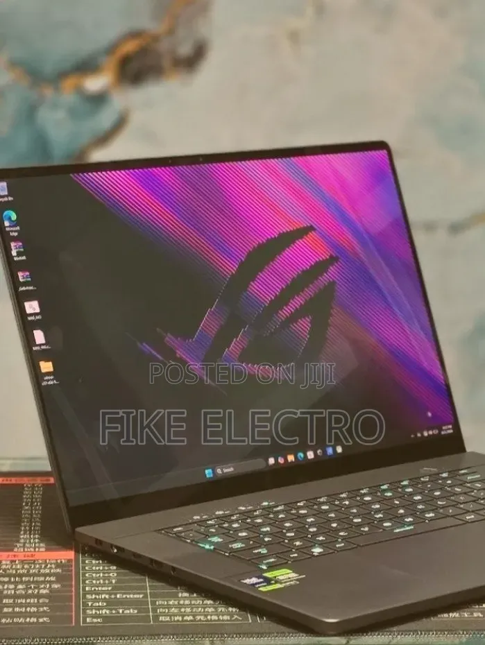 New Laptop Asus ROG Zephyrus G16 16GB Intel Core Ultra 9 SSD 1T
