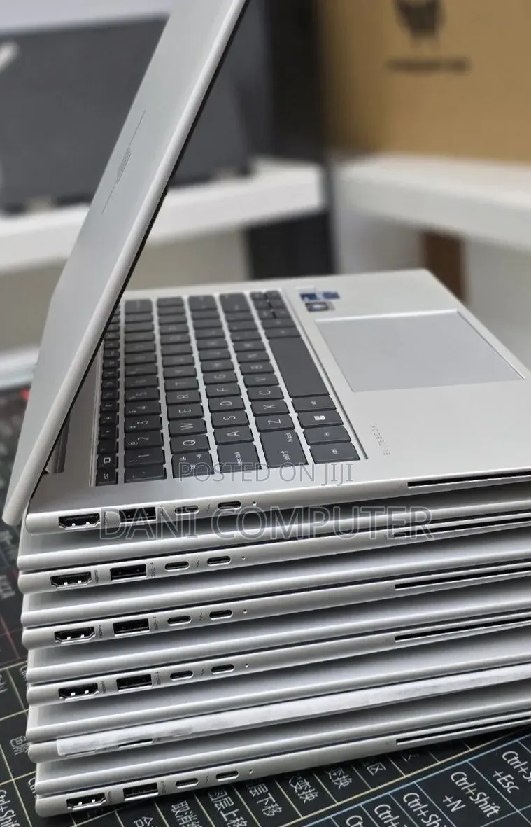 New Laptop HP EliteBook 840 G9 16GB Intel Core i7 SSD 512GB