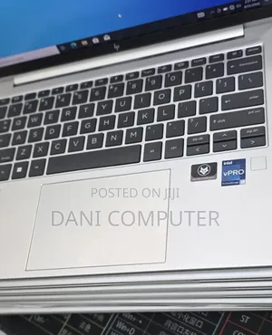 New Laptop HP EliteBook 840 G9 16GB Intel Core i7 SSD 512GB
