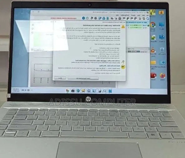 New Laptop HP Pavilion 14 8GB Intel Core i5 SSD 512GB
