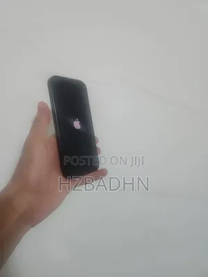Apple iPhone 16 Pro 128 GB Black