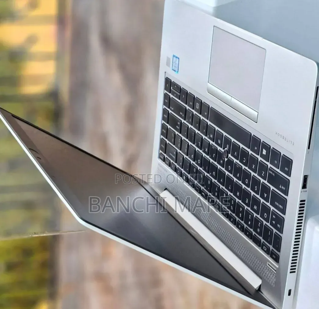 New Laptop HP EliteBook 830 G5 8GB Intel Core i5 SSD 256GB