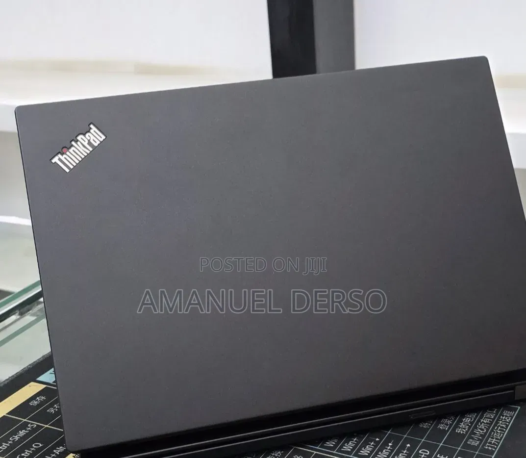 New Laptop Lenovo ThinkPad T14 16GB Intel Core i5 SSD 512GB