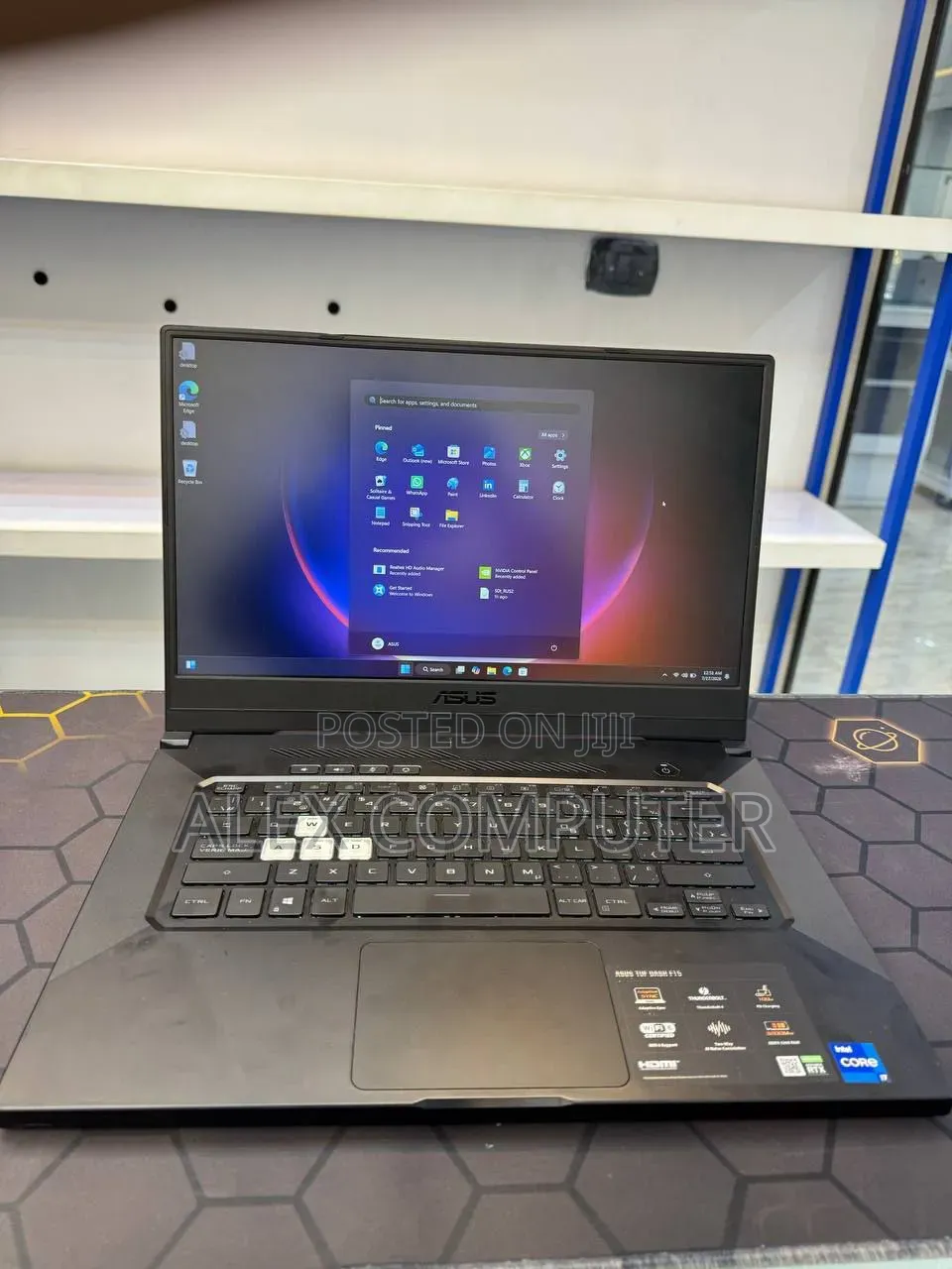 New Laptop Asus 16GB Intel Core i7 SSD 512GB