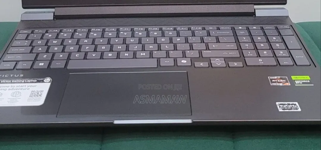 New Laptop HP Victus 15 16GB AMD Ryzen 7 SSD 512GB