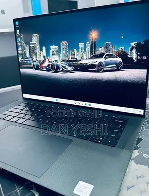 New Laptop Dell XPS 15 16GB Intel Core i7 SSD 512GB