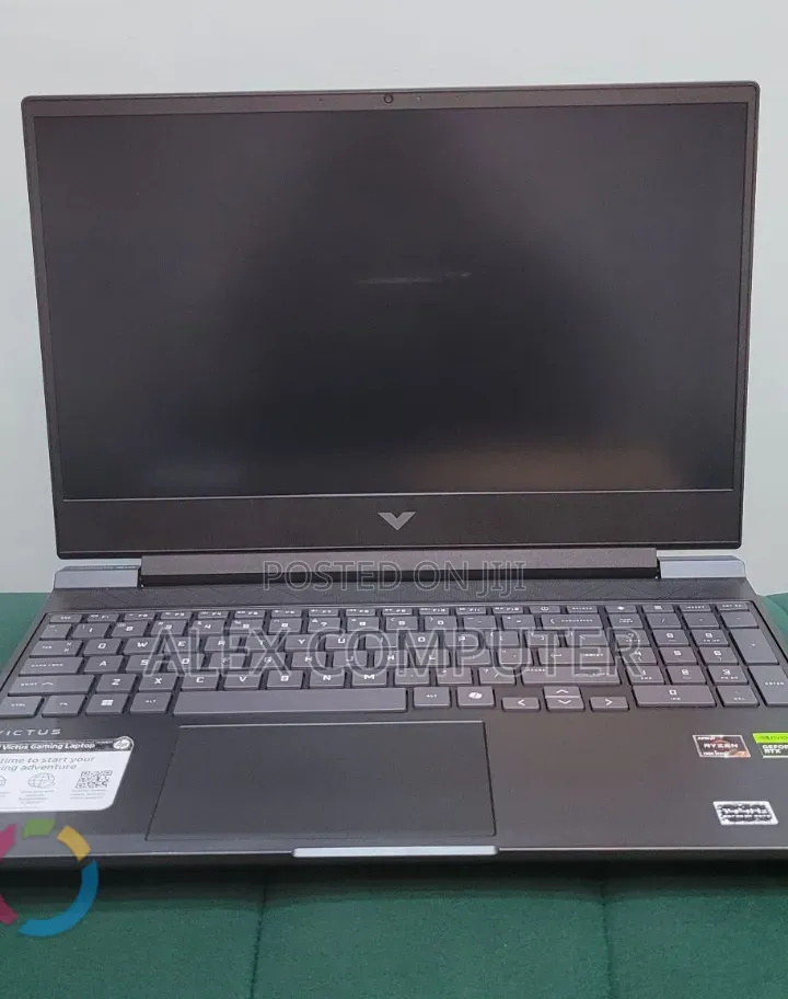 New Laptop HP Victus 15 16GB AMD Ryzen 7 SSD 512GB