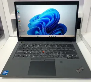 New Laptop Lenovo 16GB Intel Core i5 SSD 512GB