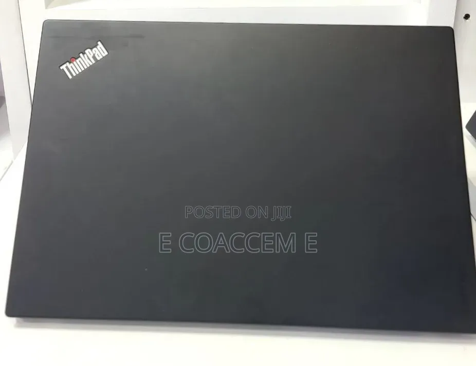 New Laptop Lenovo 8GB Intel Core i5 SSD 512GB