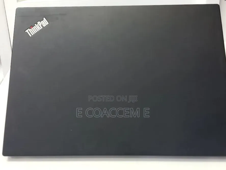 New Laptop Lenovo 8GB Intel Core i5 SSD 512GB