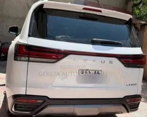 Lexus LX 600 2024