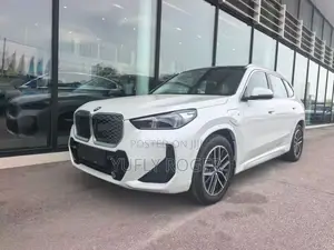 BMW iX xDrive50 Sports Activity Vehicle 2025 White