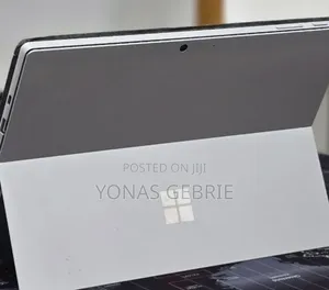 New Laptop Microsoft Surface 16GB Intel Core i5 SSD 256GB