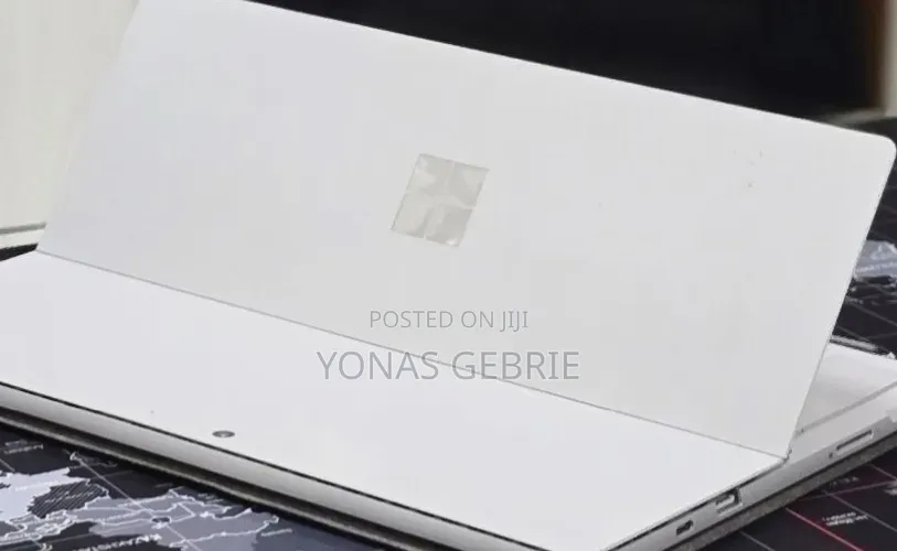New Laptop Microsoft Surface 16GB Intel Core i5 SSD 256GB
