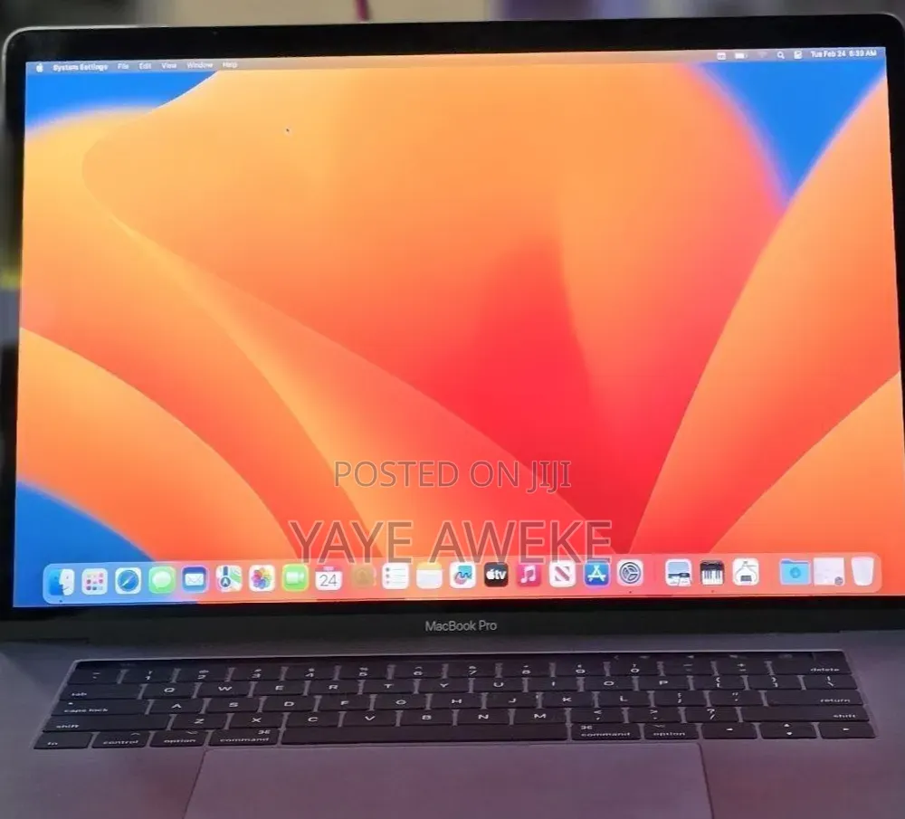 New Laptop Apple MacBook Pro 2017 16GB Intel Core i7 SSD 512GB