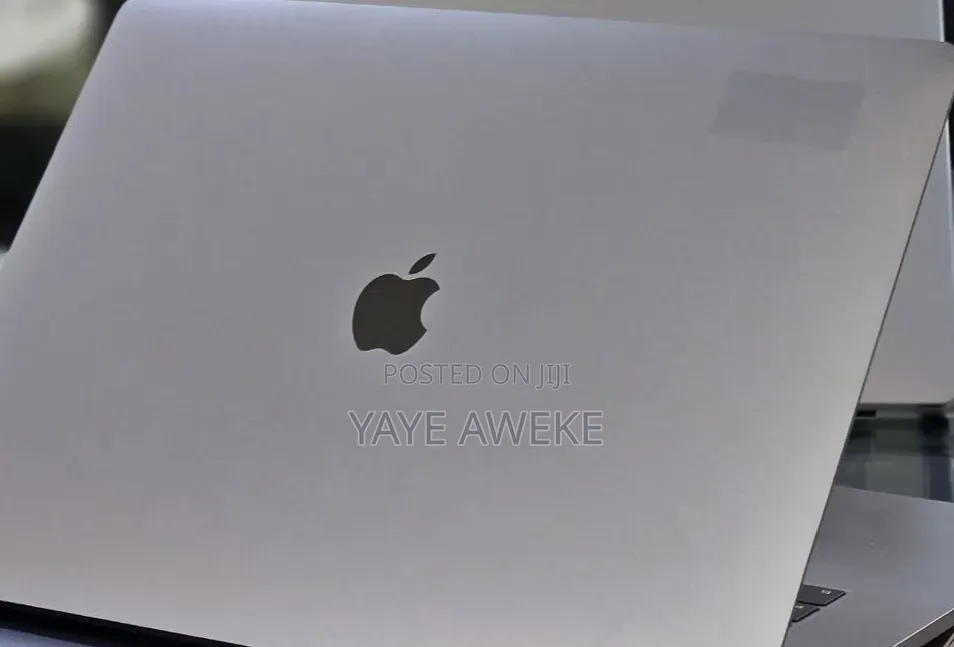 New Laptop Apple MacBook Pro 2017 16GB Intel Core i7 SSD 512GB